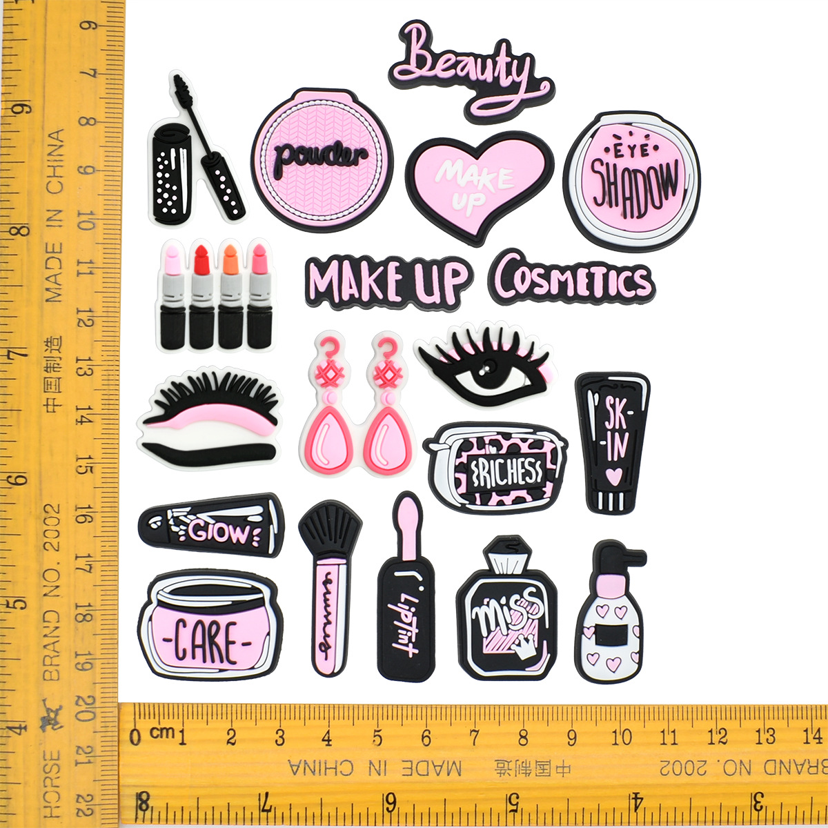 Pink Beauty Makeup Shoe Charms - Women'S Accessories Crocs บทวิจารณ์และราคา