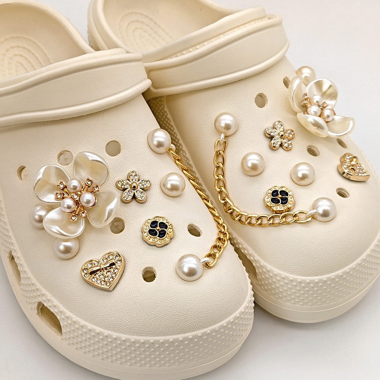 Floral Pearl Shoe Charms for C - Women'S Accessories Crocs บทวิจารณ์และราคา