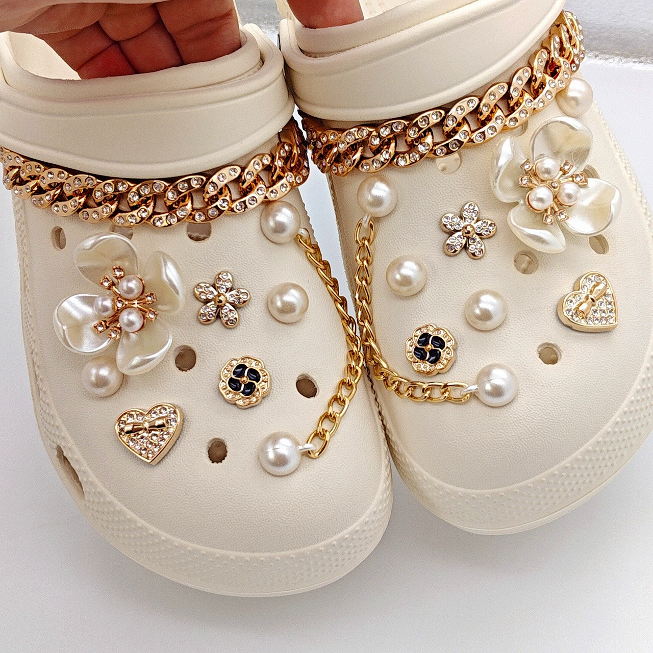 Floral Pearl Shoe Charms for C - Women'S Accessories Crocs บทวิจารณ์และราคา