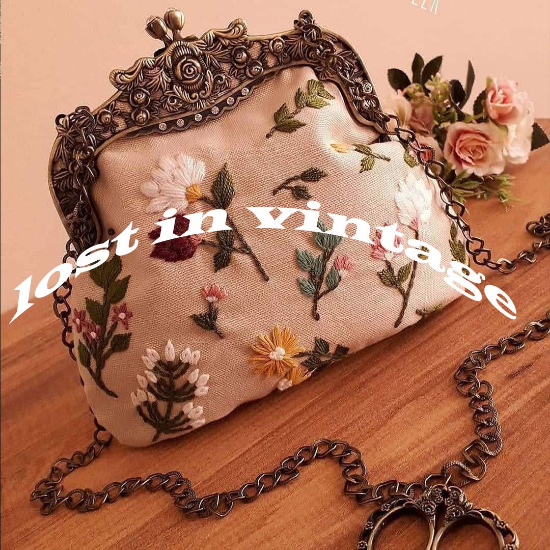 Lost in Vintage Floral Clasp P - Women'S Accessories Purse บทวิจารณ์และราคา