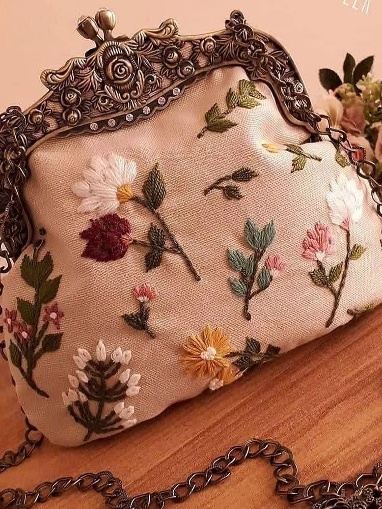 Lost in Vintage Floral Clasp P - Women'S Accessories Purse บทวิจารณ์และราคา